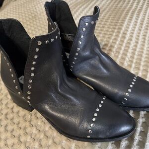 Steve Madden booties